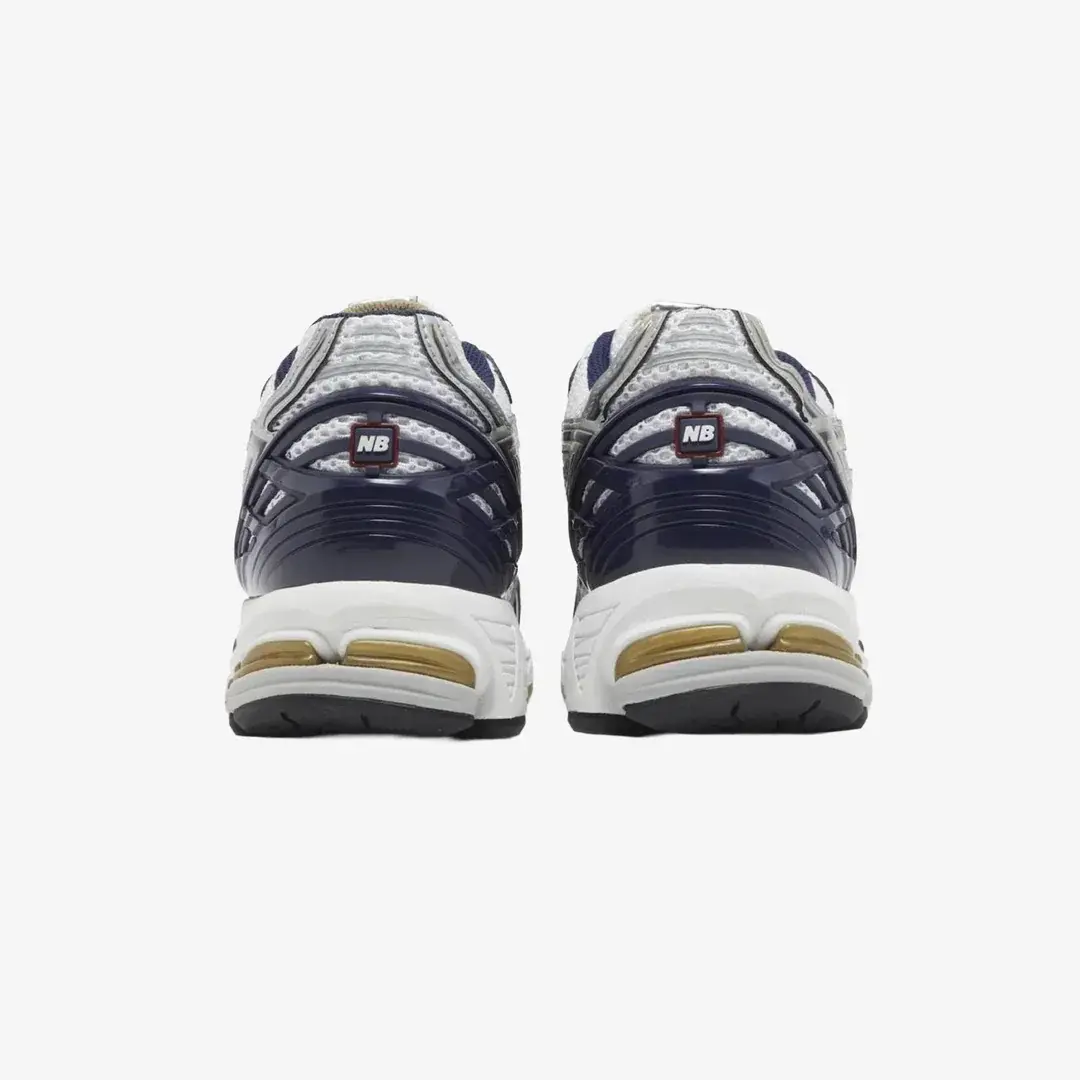 1906R Spor Ayakkabı Beyaz/Gold/Lacivert