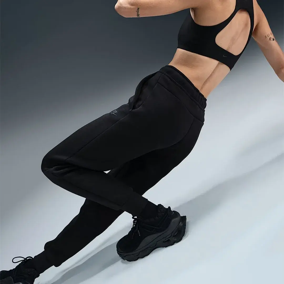 Sportswear Tech Fleece Kadın Eşofman Altı Siyah