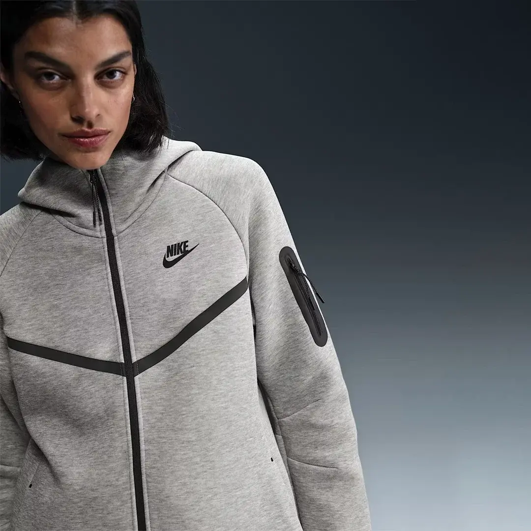 Sportswear Tech Fleece Windrunner Kadın Hoodie Gri