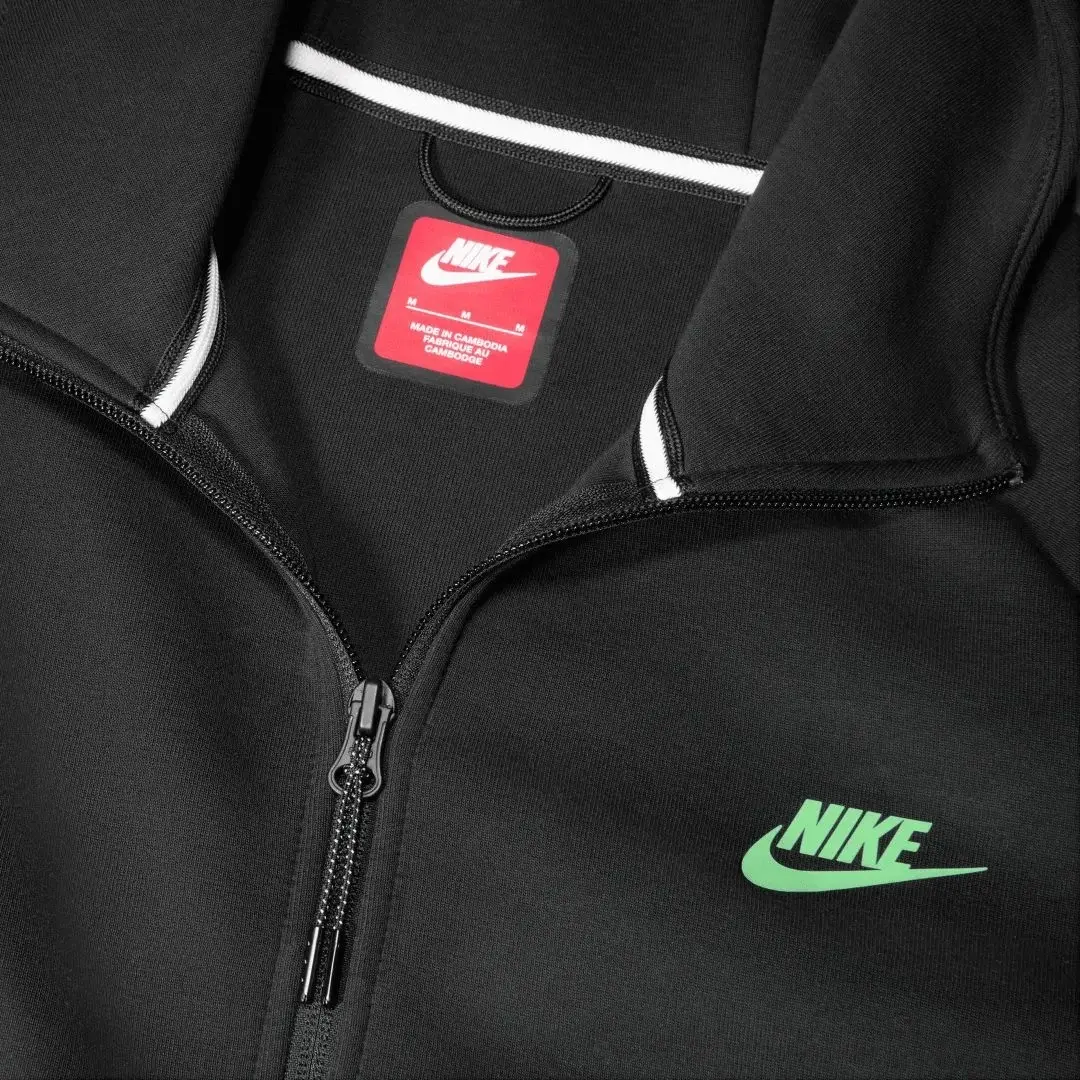 Tech Full-Zip Windrunner Hoodie Black/Anthracite/Green Strike