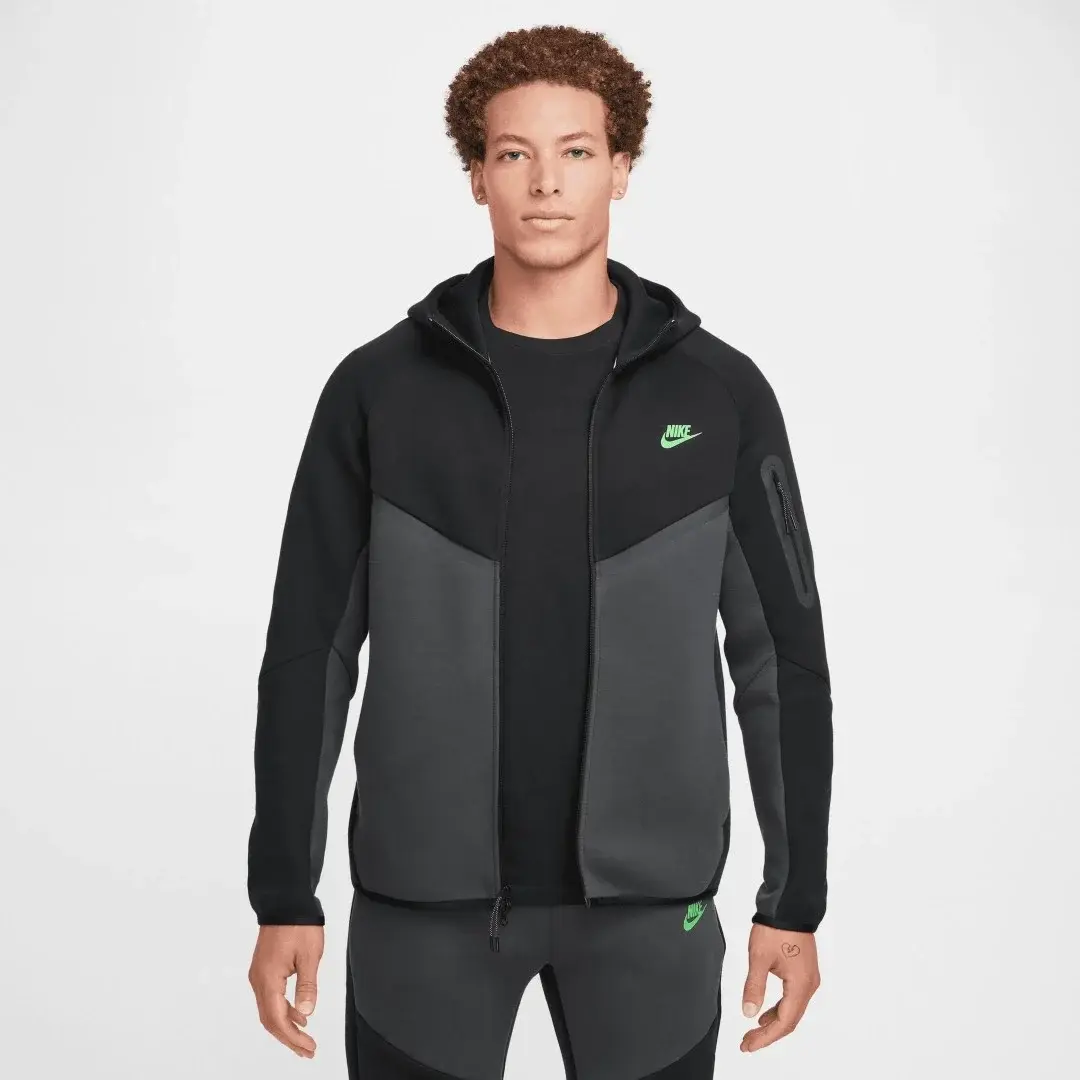 Tech Full-Zip Windrunner Hoodie Black/Anthracite/Green Strike
