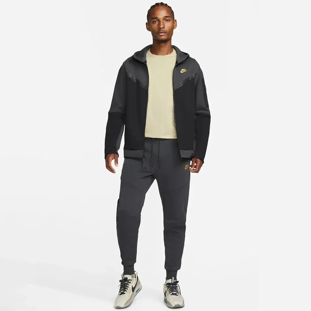 Tech Fleece Joggers Siyah / Antrasit / Gold