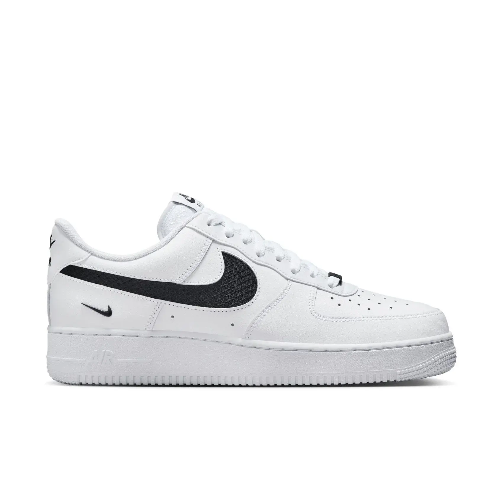 Air Force 1 '07 LV8 Beyaz/Siyah